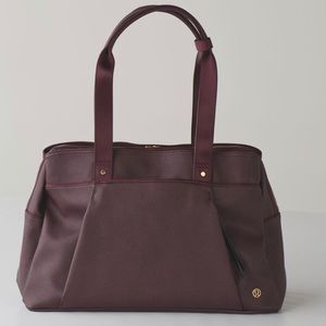 Lululemon Om The Day Duffle Bag